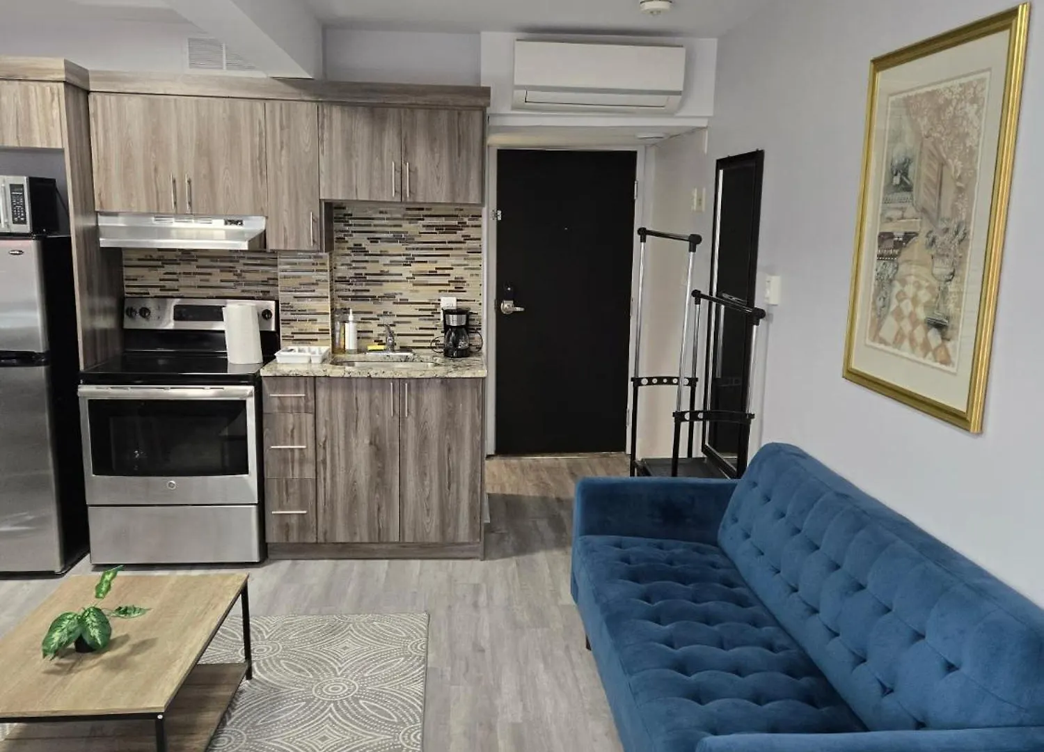 Hotel apartamentowy Cdqi Hotel Ottawa