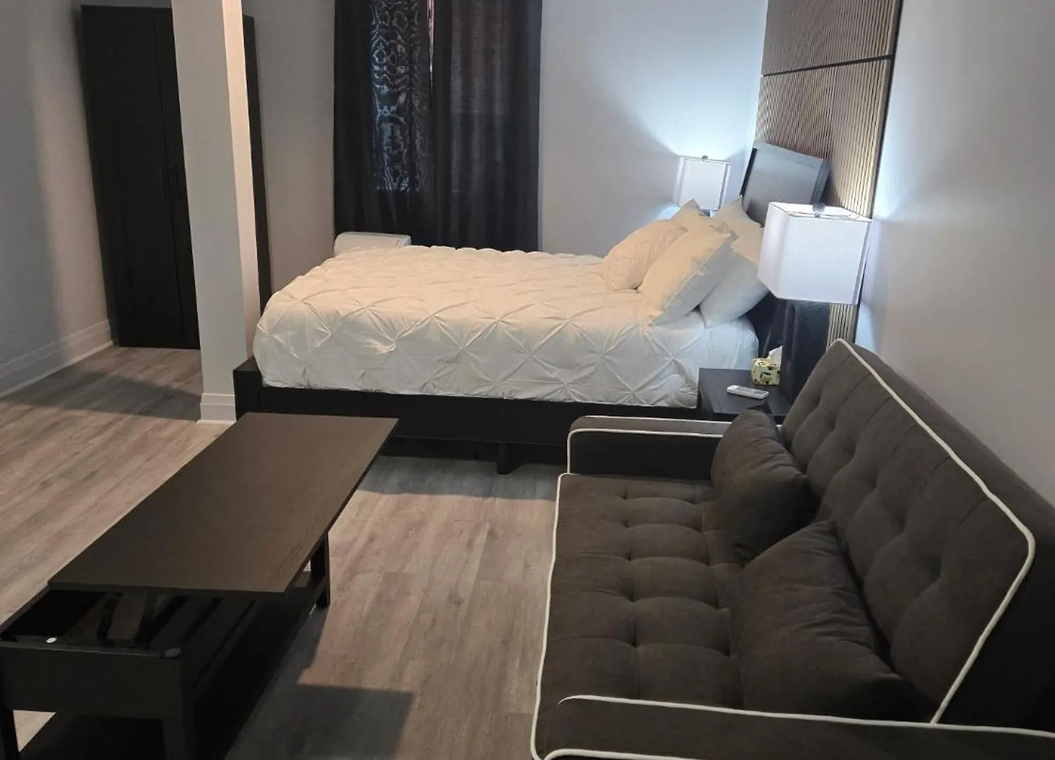 **** Hotel apartamentowy Cdqi Hotel Ottawa Kanada