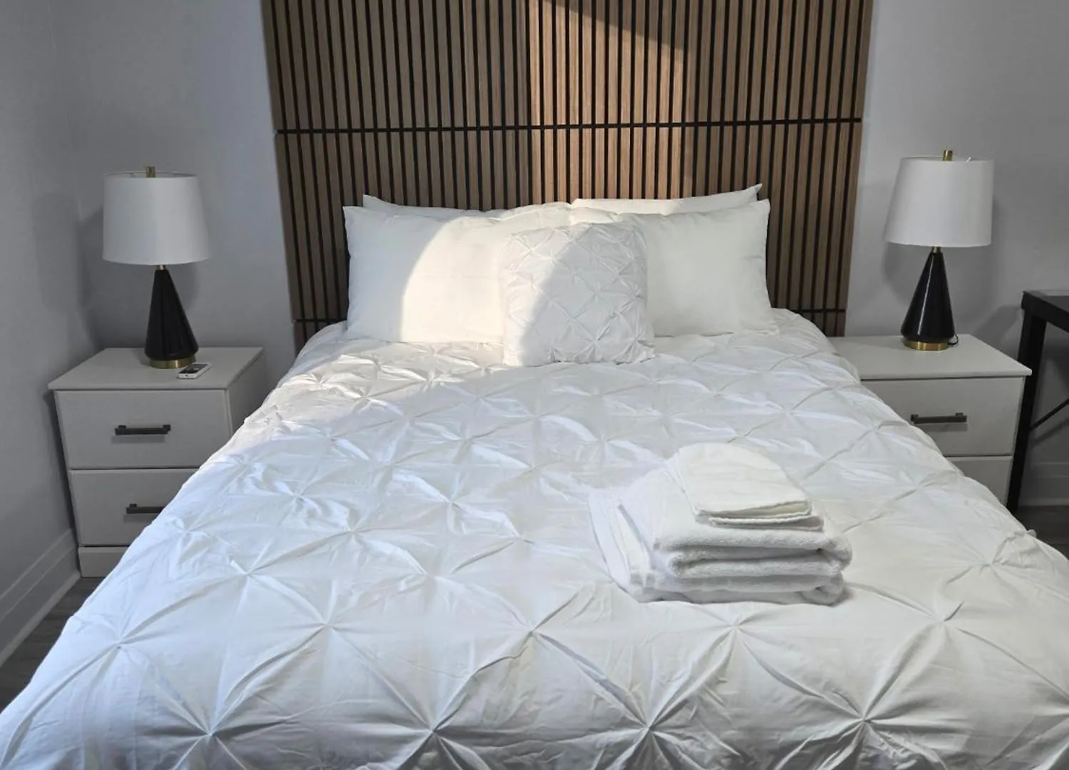 Cdqi Hotel Ottawa